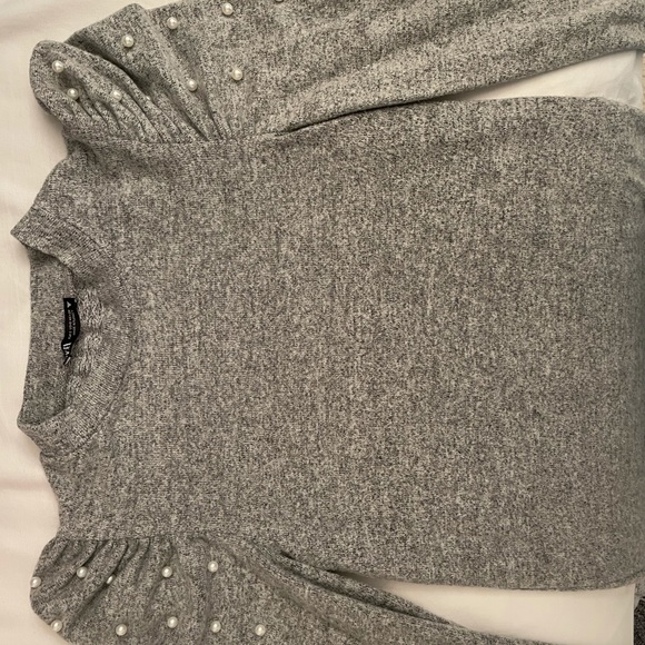Zara size small fancy pearl beaded long sleeve top - Picture 1 of 2